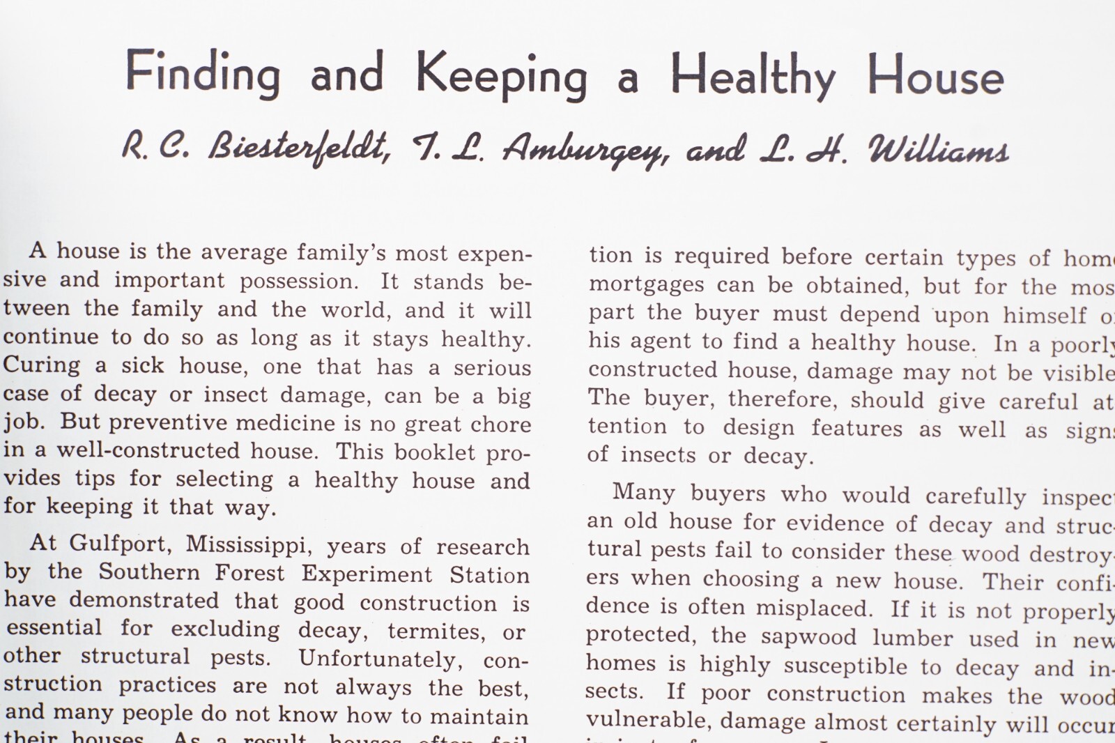 1974 Finding and Keeping A Healthy House U.S. Department of Agriculture Brochure