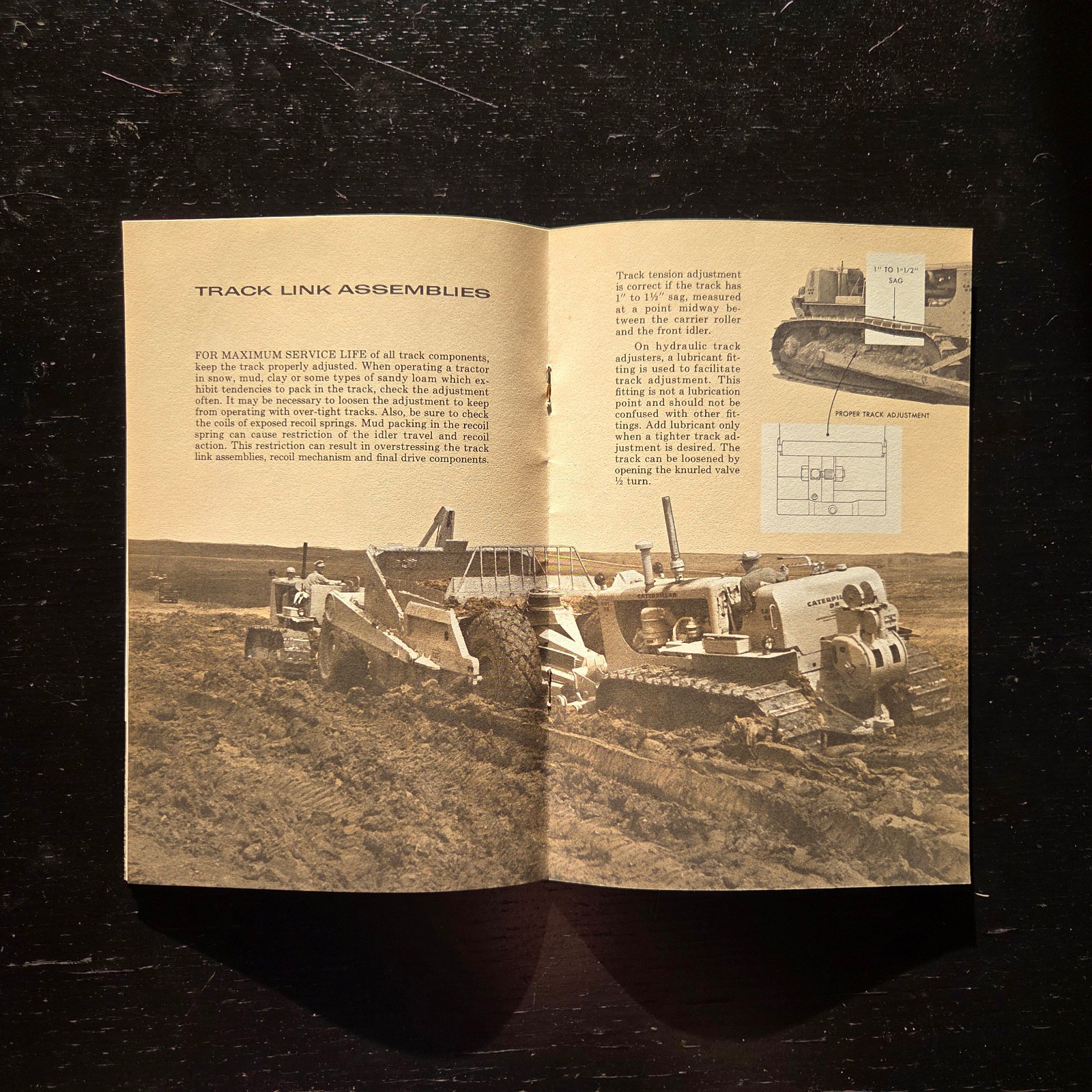 1950&rsquo;s « EXTENDING TRACK SERVICE LIFE » CATERPILLAR BROCHURE BOOKLET H.O. PENN CO.