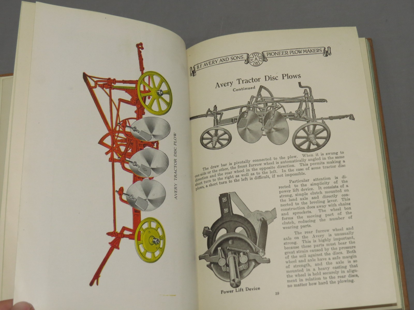 Vintage 1920 BF Avery Plows Implements GENERAL Catalog Color Plates 174pg Hardbo
