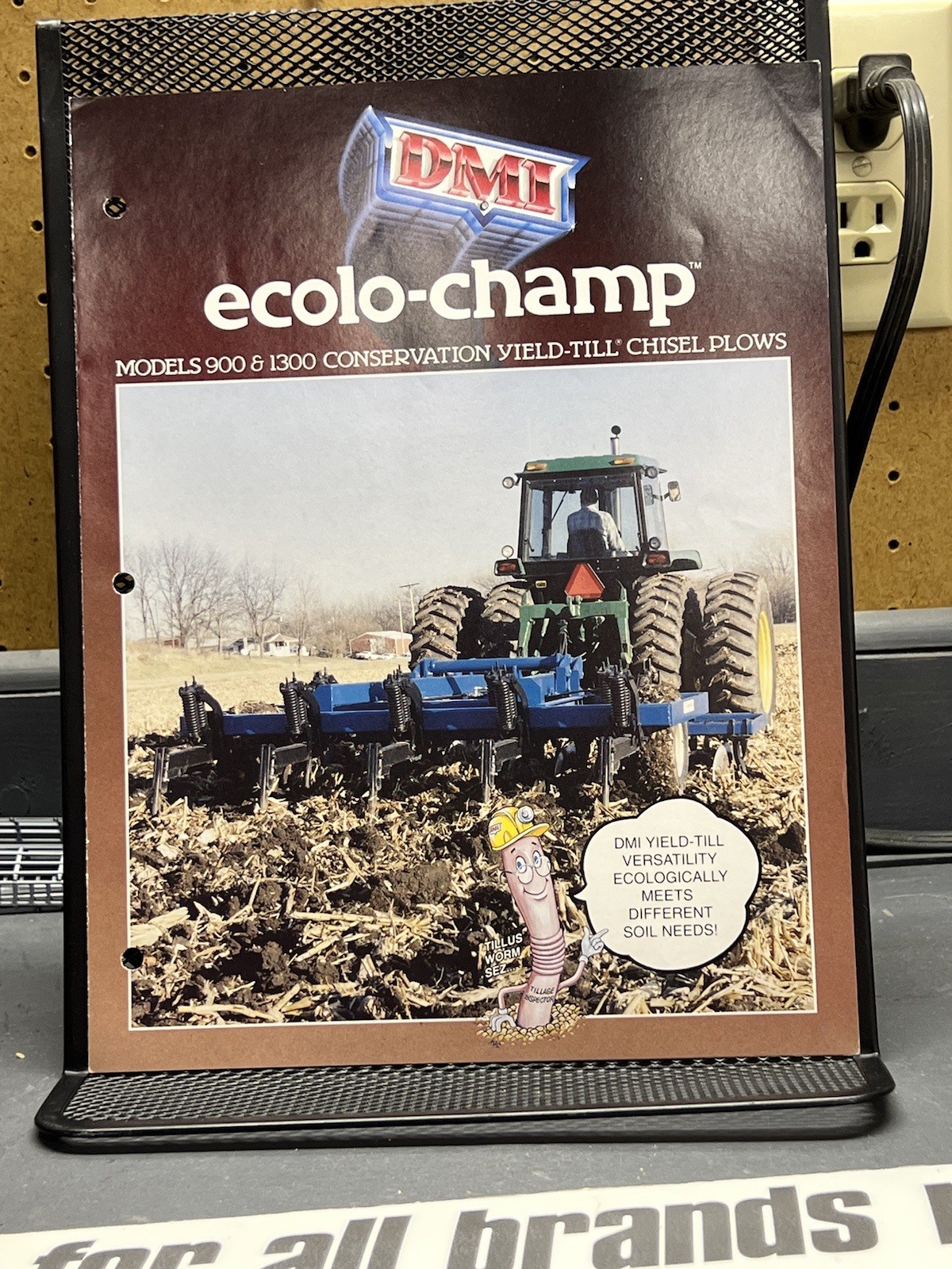 1990s DMI Farm Equipment Ecolo Champ Goodfield, IL Yield Till Brochure