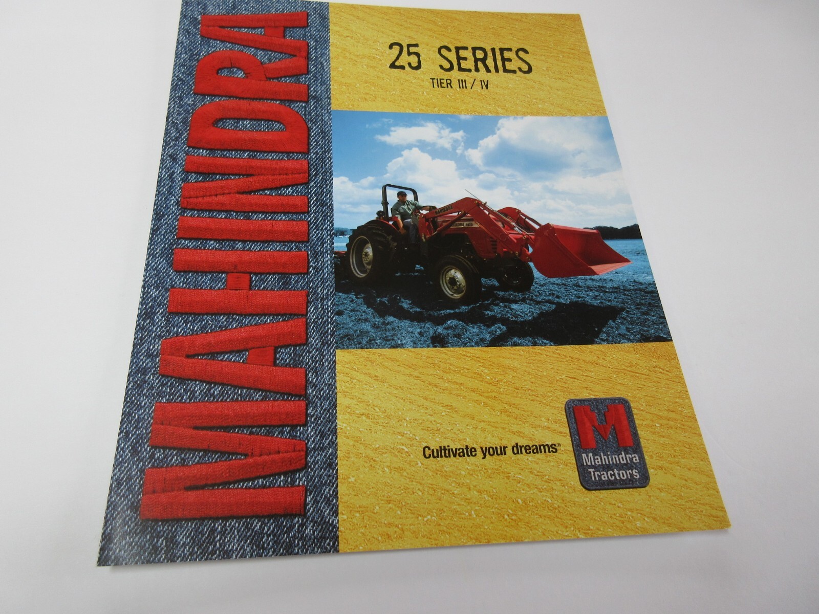 Mahindra 25 Series Tractor Brochure 6 Page