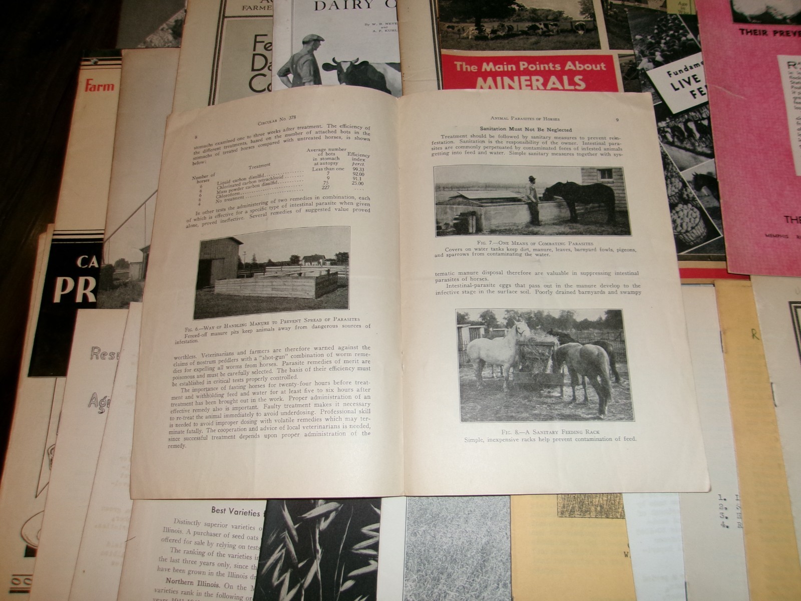 62-lot assorted vintage university of Illinois ag bulletins in good shape used