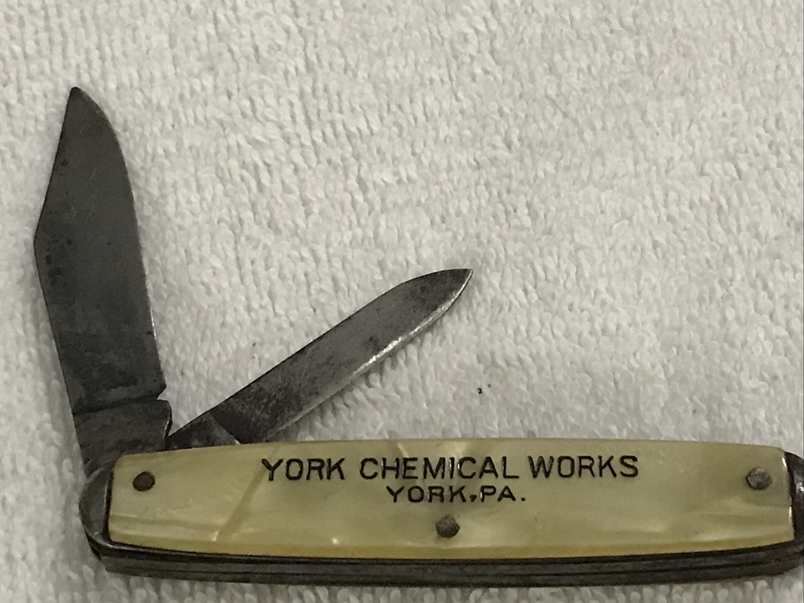 DEMPWOLF’S FERTILIZERS, YORK CHEMICAL WORKS, VINTAGE UTICA ADVERTISING KNIFE