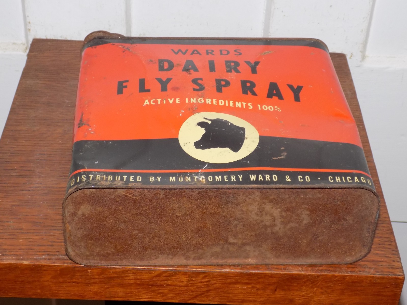Vintage Wards Dairy Fly Spray EMPTY One Gallon Can