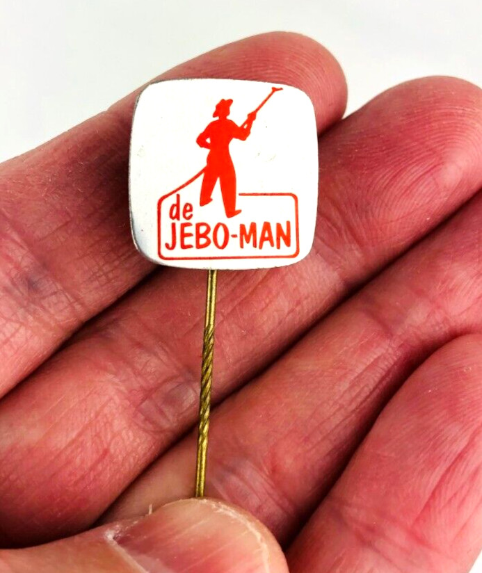 De Jebo-Man 1960s Lapel Pin Farming Machinery Manufacturer Marque Logo *J7h