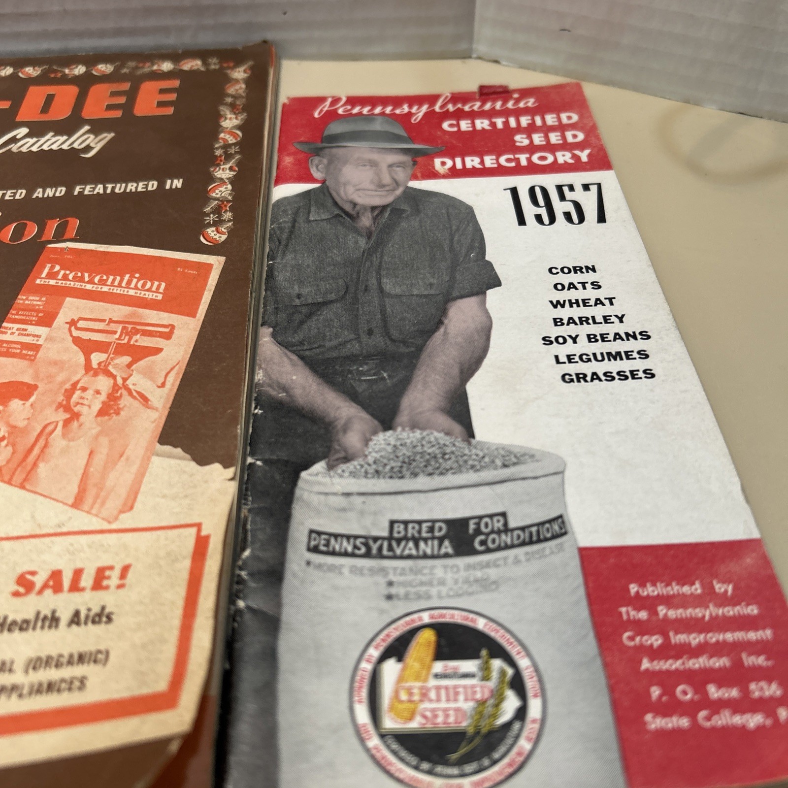 Vintage Farm Related Catalogues and Pubs Lot of 5 Booklets