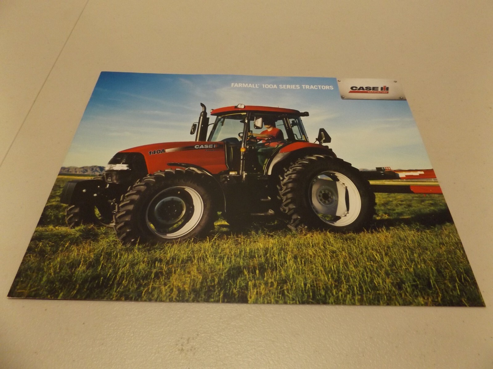 CASE-IH FARMALL 100A SERIES TRACTORS, LIT # CIH06071201R 2012