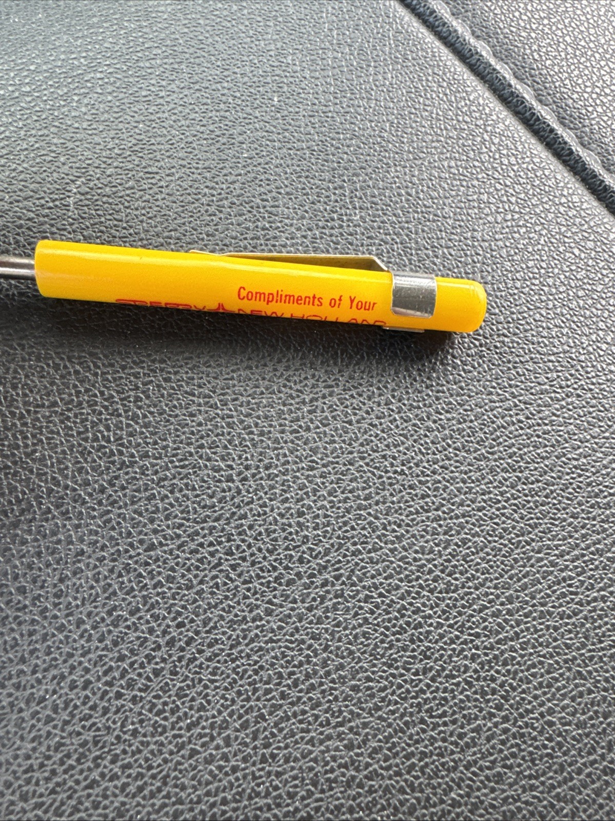Vintage Sperry New Holland Dealer Advertising Screwdriver With Pocket Clip