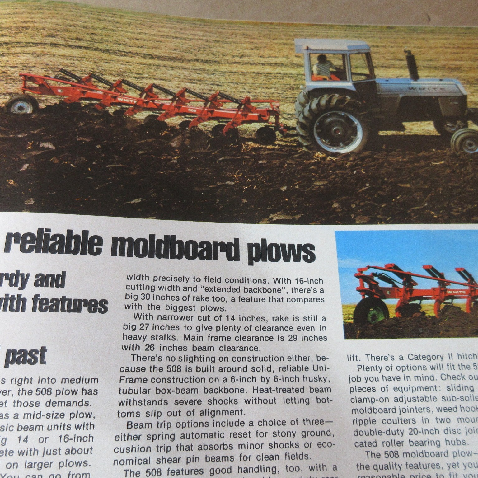 VINTAGE WHITE FARM EQUIPMENT 1975 FARM EQUIPMENT LINE BROCHURE FIELD BOSS Oliver