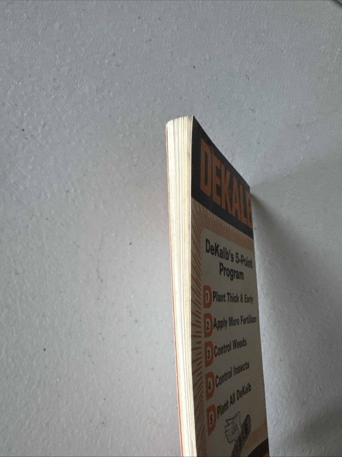Vintage Farm DEKALB&rsquo;S 5-Point Program Seed Corn Book, Good Condition