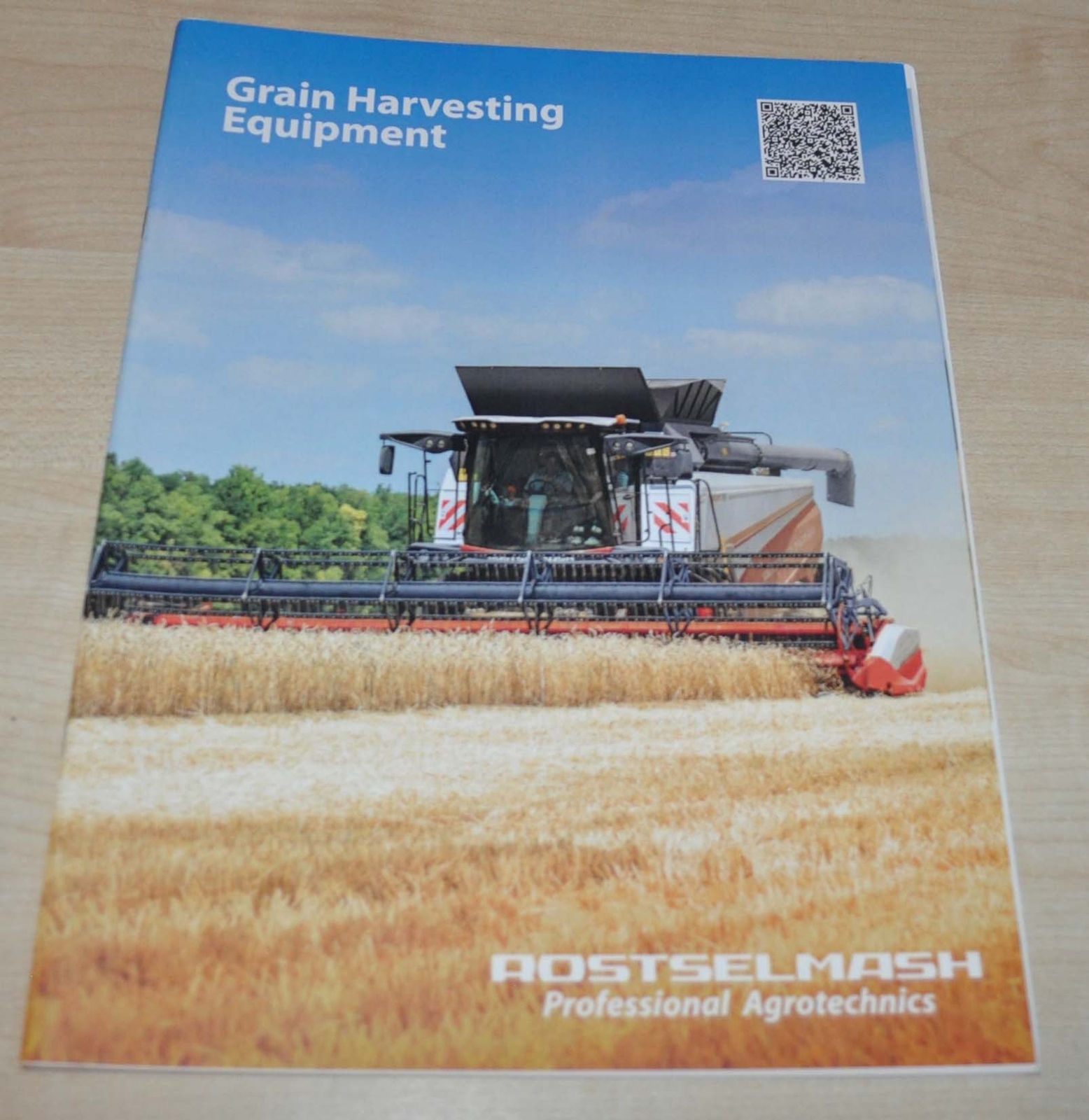 Rostselmash Grain Harvesting Equipment Brochure Prospekt ENG
