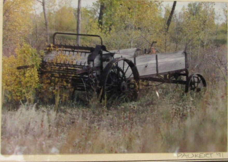 Vintage 1971 Paukert 5×7 Oak Framed Antique Manure Spreader Print Wall Hanging