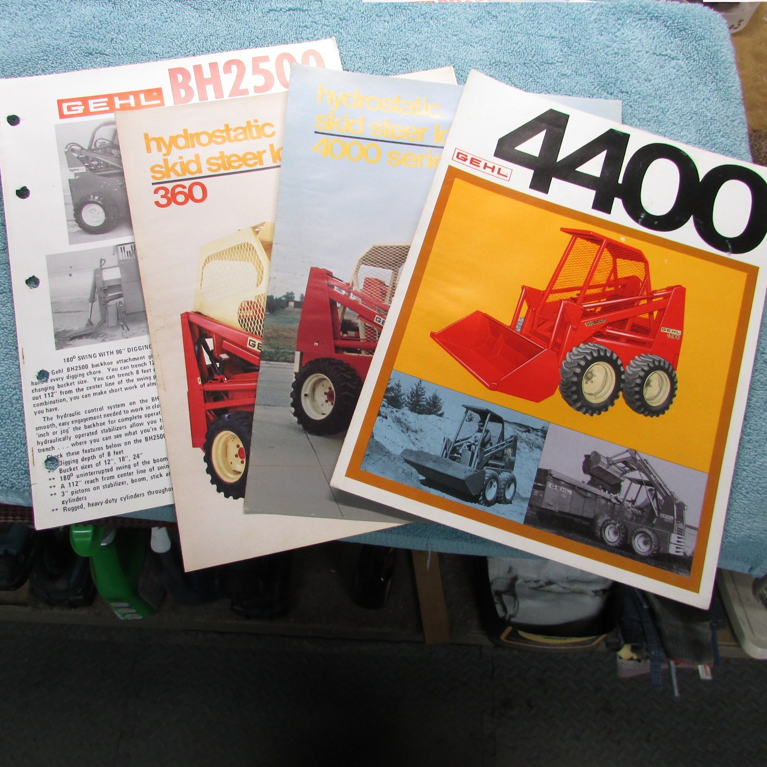 Gehl Skid Steer Brochure&rsquo;s (4) 4400, 4000, 360, BH2500