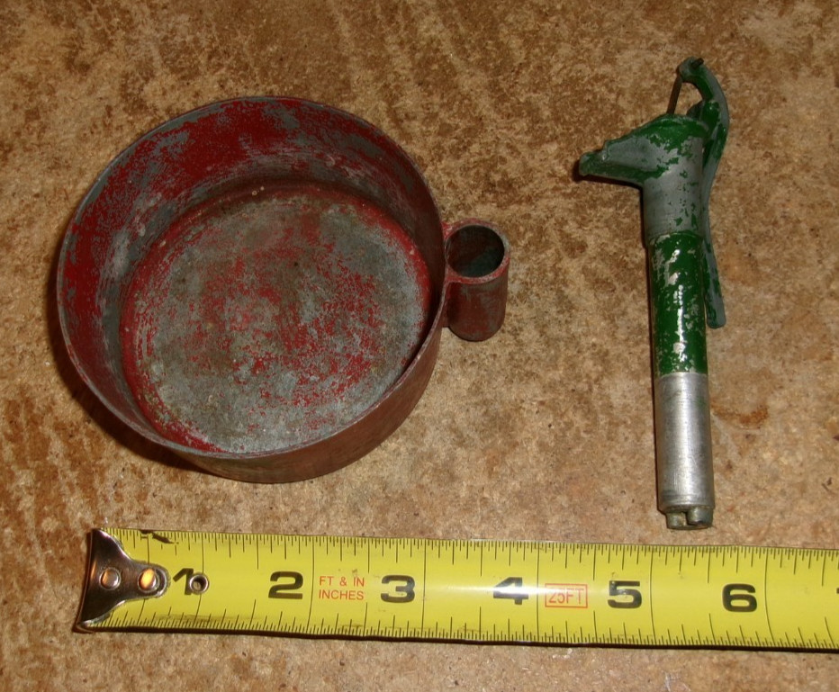 vintage metal water hand pump + tank toy in good shape used