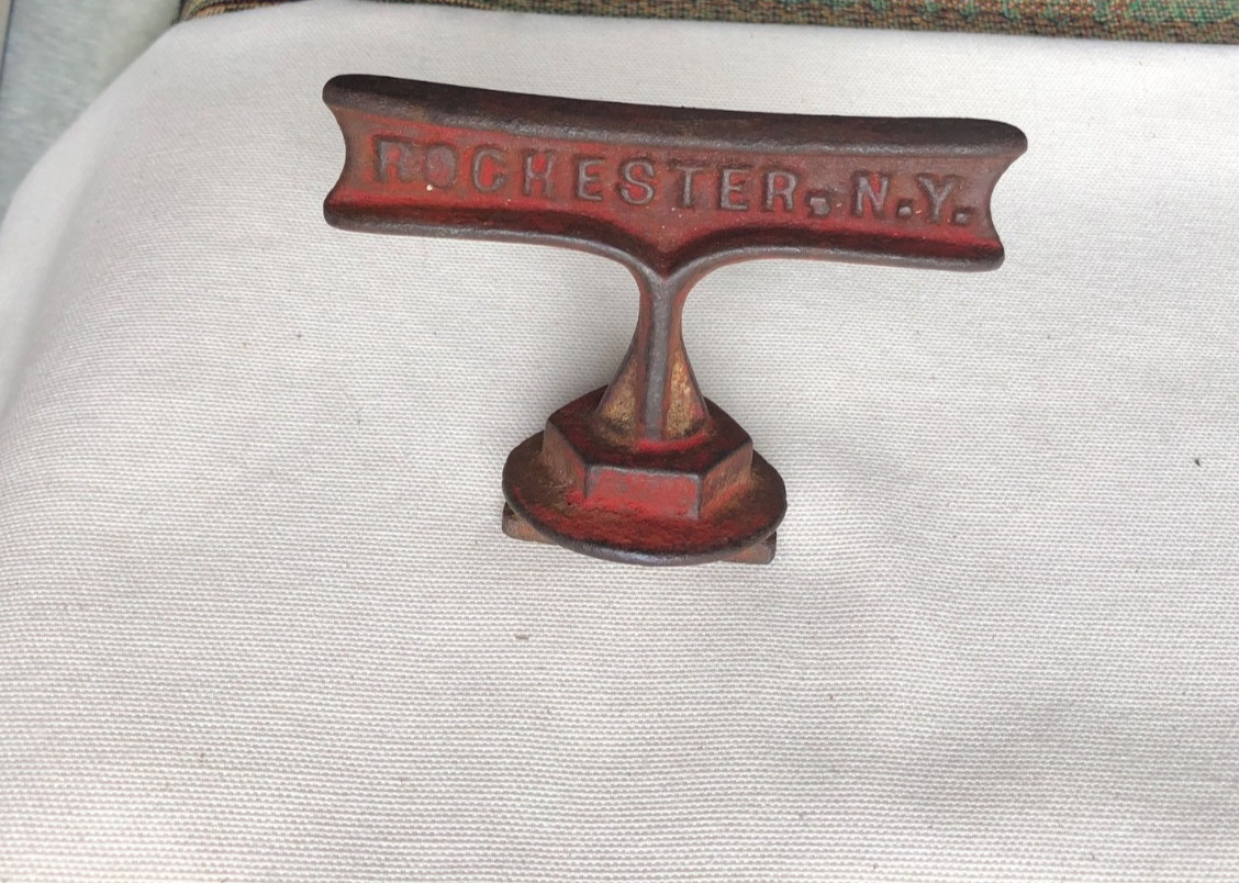 VTG Cast Iron E. C. BROWN Co. Barrel Bung Hole Cover Plug ROCHESTER NY