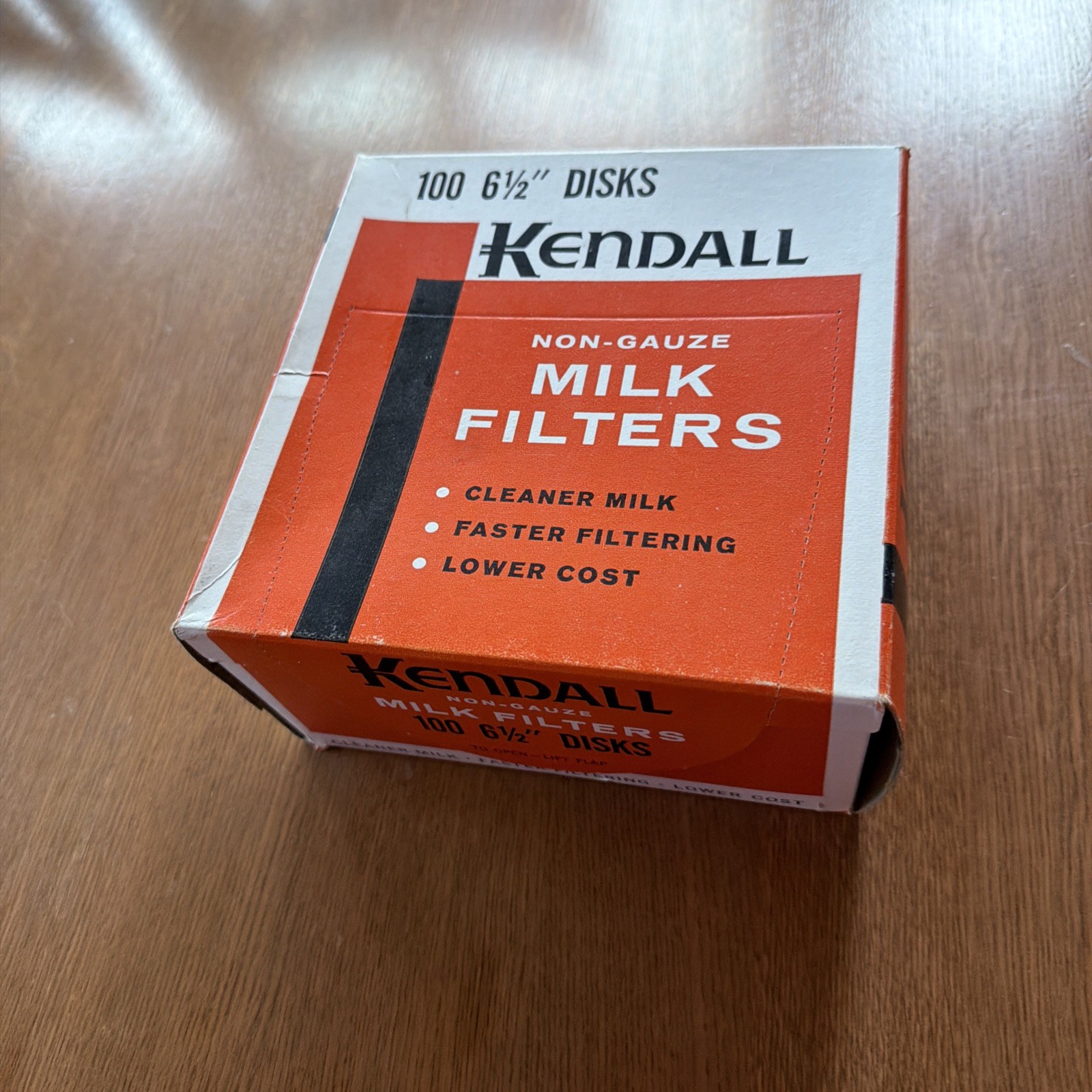 Vintage Kendall Milk Filters 100 6-1/2&Prime; Non-Gauze Squares Vintage NOS 1960-1970