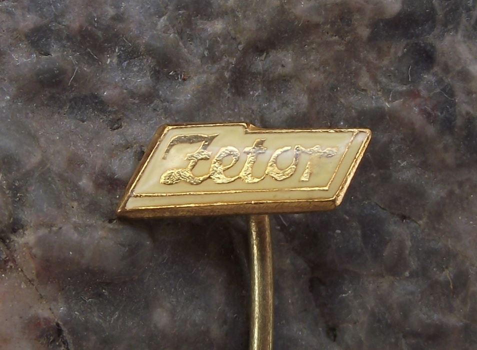 Small Zetor Farm Tractor Czechoslovakia Agriculture Crop Farming Logo Pin Badge