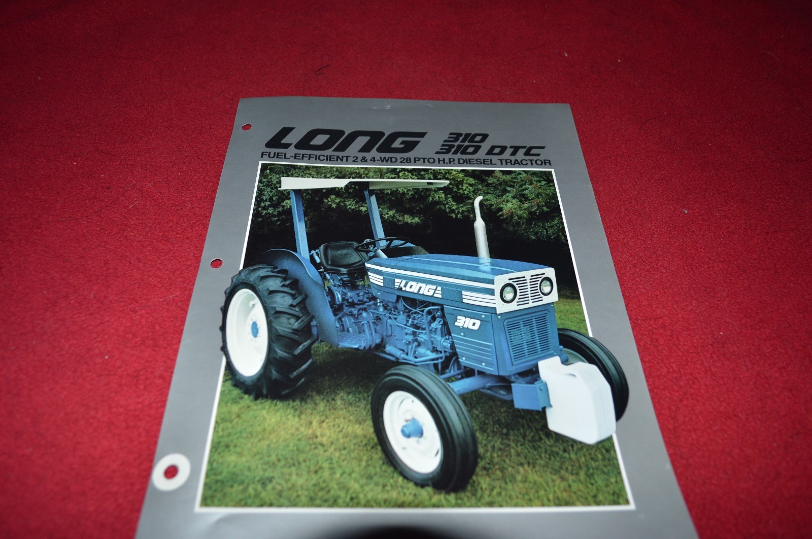 Long 310 310-DC Tractor Dealer&rsquo;s Brochure DCPA 2339 7-85