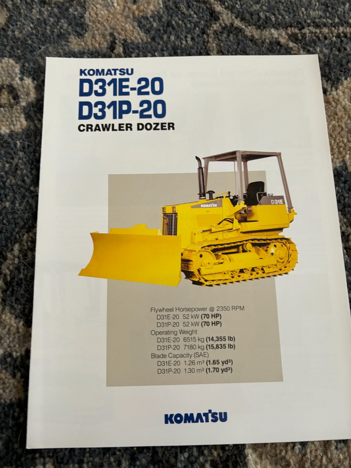 Komatsu D31E D31P Crawler Dozer Brochure FCCA24