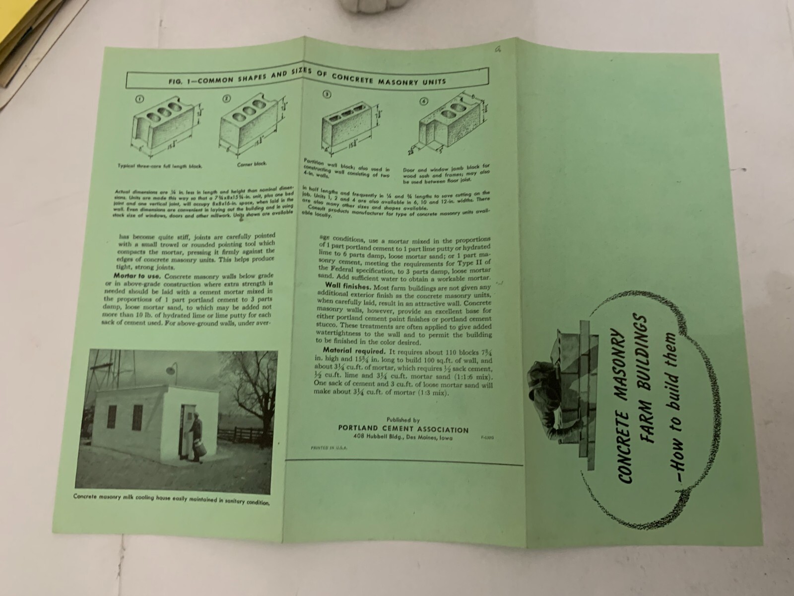 c1940 Portland Cement Co Des Moines Iowa Concrete Masonry Farm Building Brochure