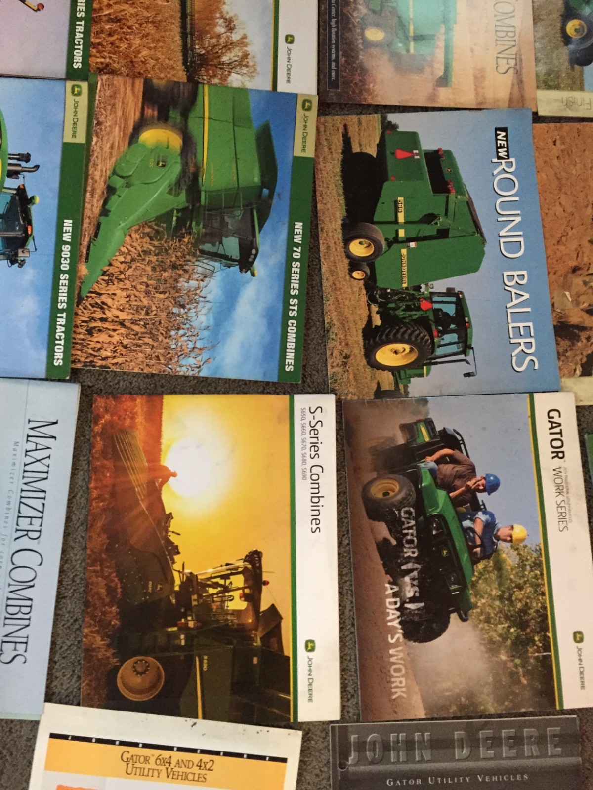 MASSIVE Lot of 20 John Deere tractor & equipment brochures Literature