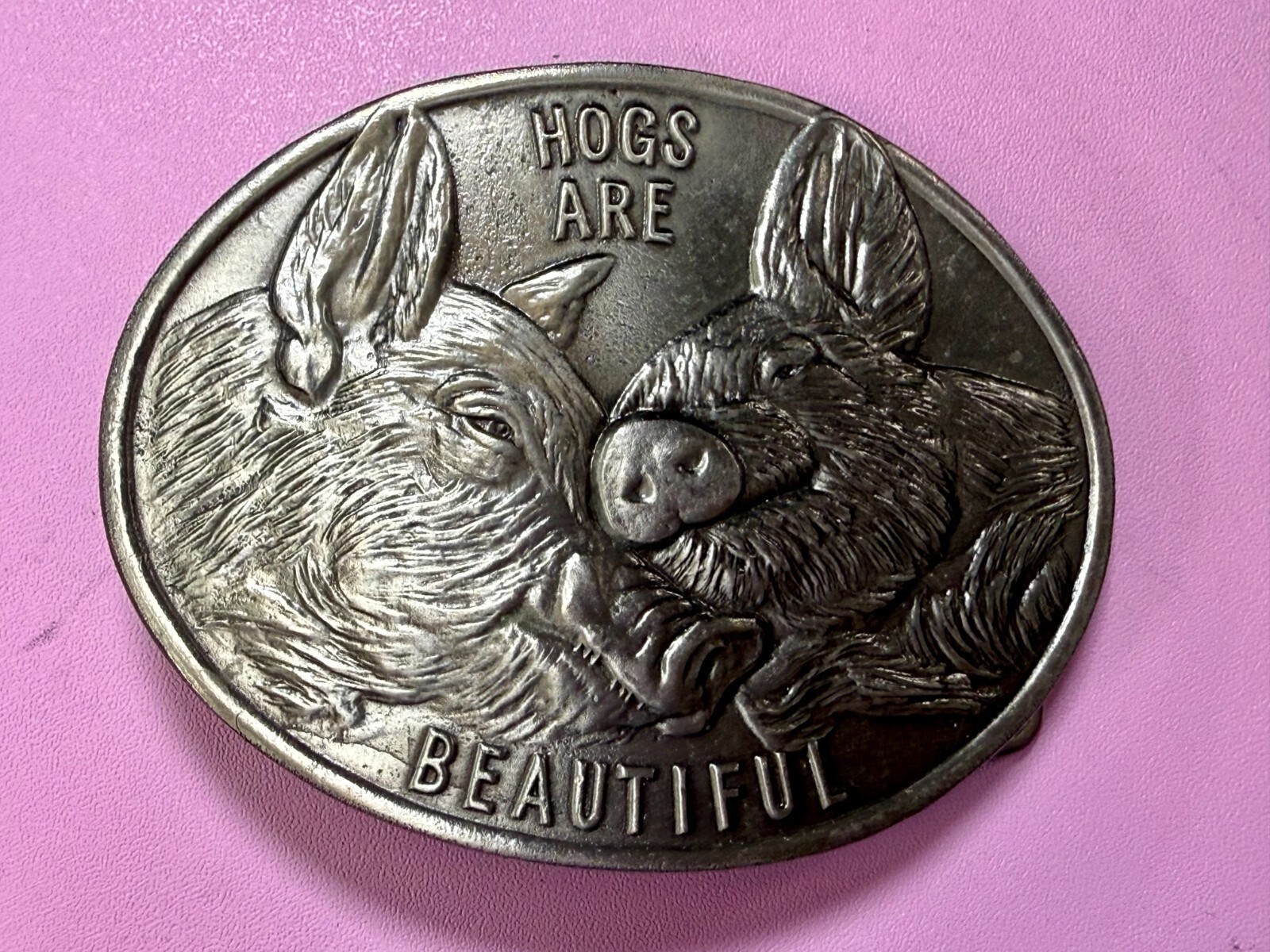 HOGS ARE BEAUTIFUL National Pork Producers Council VTG 1975 Lewis Belt Buckle