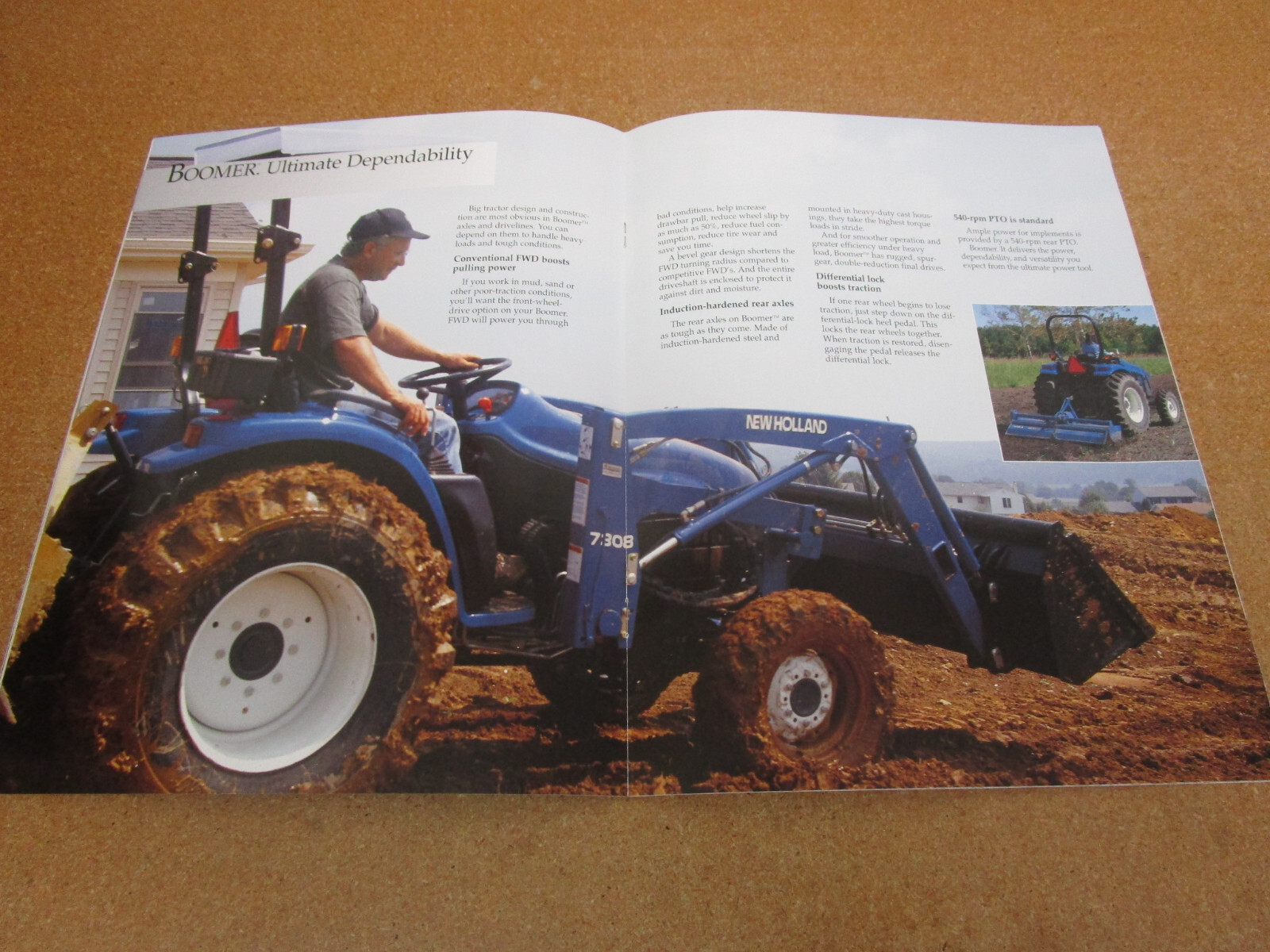 2000 Ford Tractor Boomer Compact Utility catalog sales brochure 32pg ORIGINAL