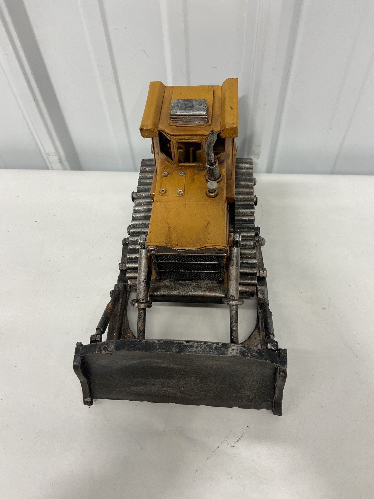 Vintage Bulldozer Metal Scale Model 10&Prime; Collector Construction Bulldozer