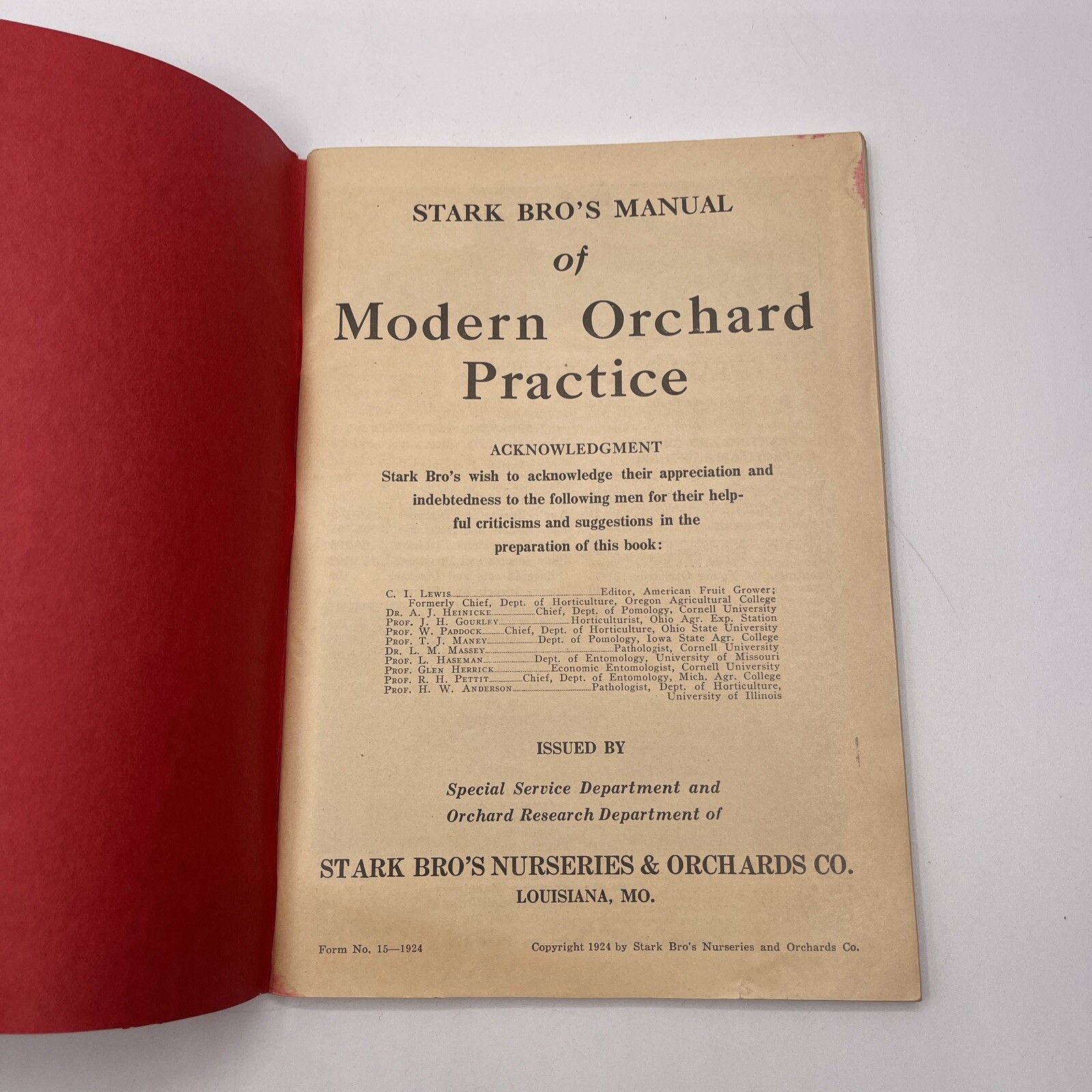 1924 Stark Bro’s Manual Of Modern Orchard Practice