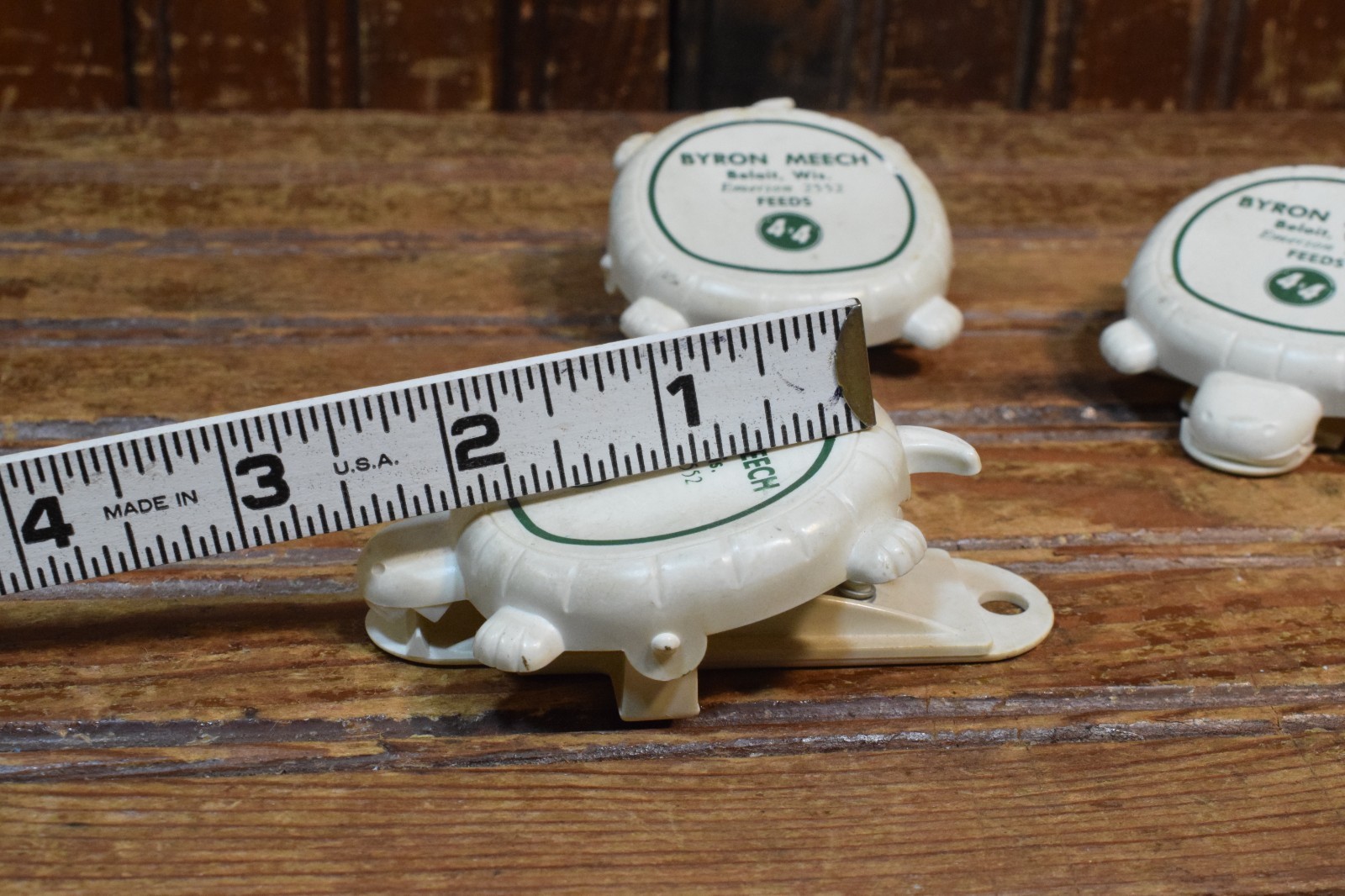 4×4 BYRON MEECH FEEDS TURTLE PINCH CLIP CLOTHES PIN CIRCA 1950s BELOIT WISCONSIN