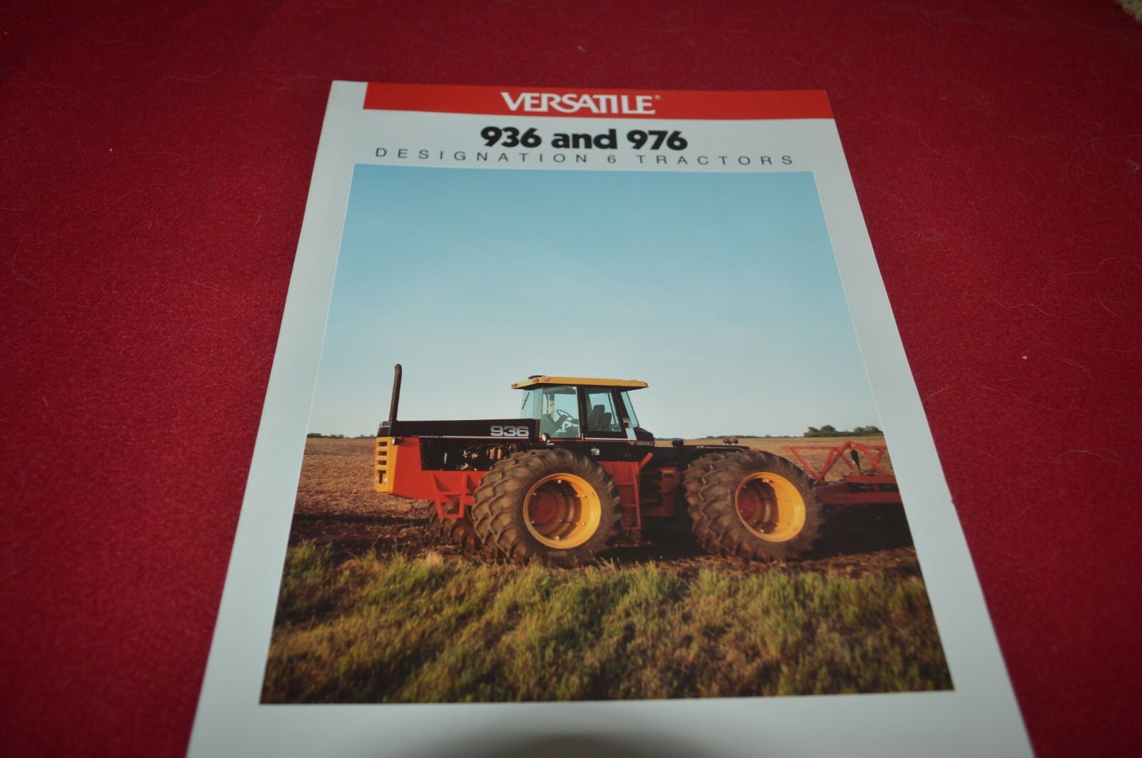 Versatile 936 976 Tractor Dealer&rsquo;s Brochure GDSD8