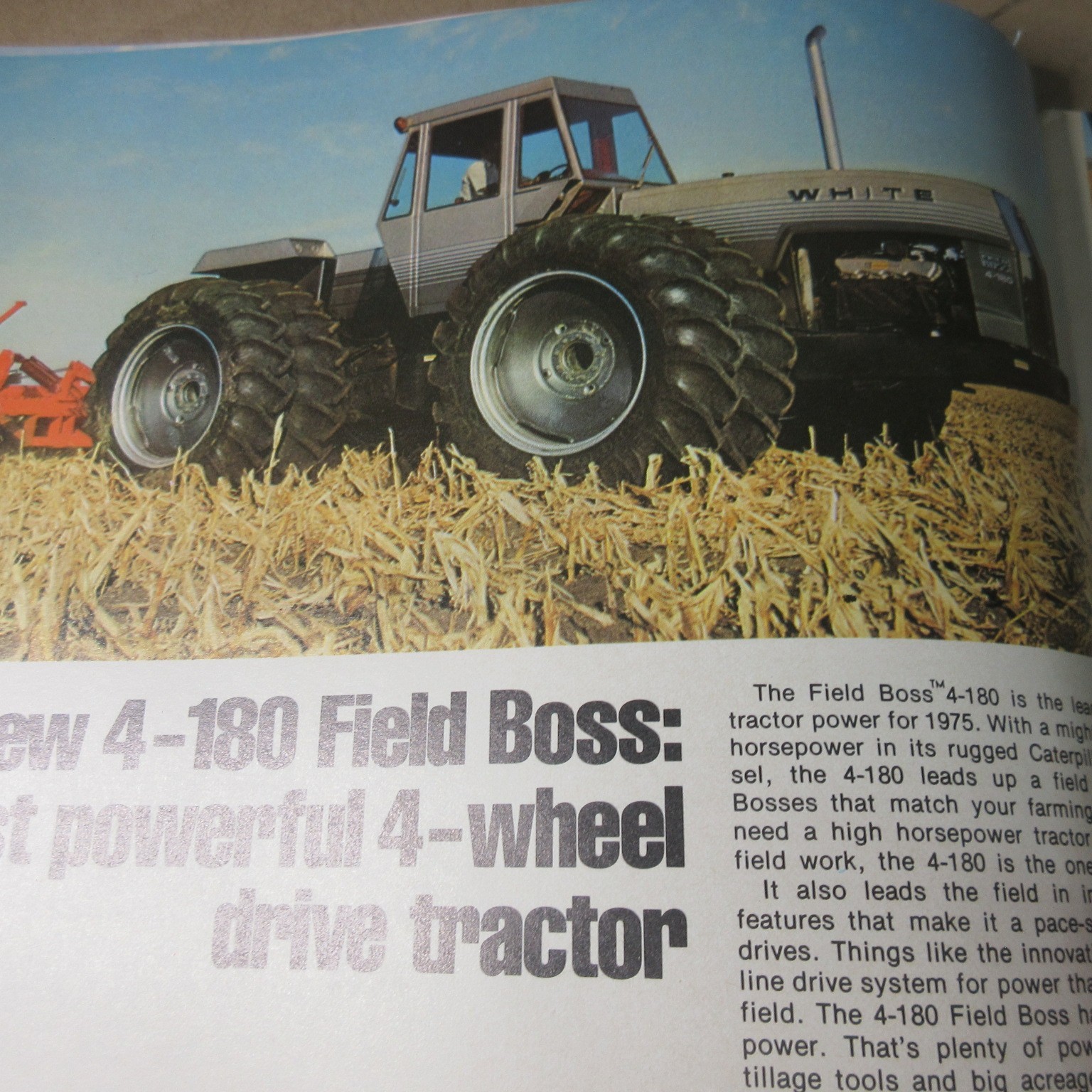 VINTAGE WHITE FARM EQUIPMENT 1975 FARM EQUIPMENT LINE BROCHURE FIELD BOSS Oliver