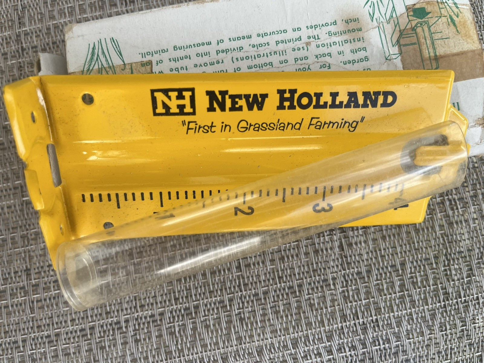 Vintage NOS New Holland Machine Co. Advertising Rain Gauge-Original Box