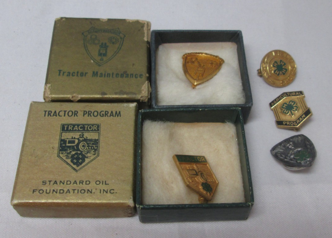 Vintage 4-H Club Pin Lot Tractor Maintenance Operator Field Crop Agriculture