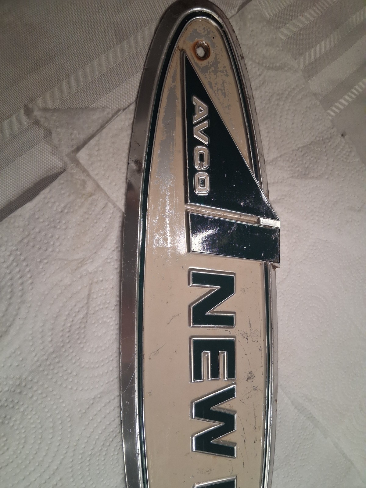 Vintage Avco New Idea Farm Implement Aluminum Advertising Emblem Sign