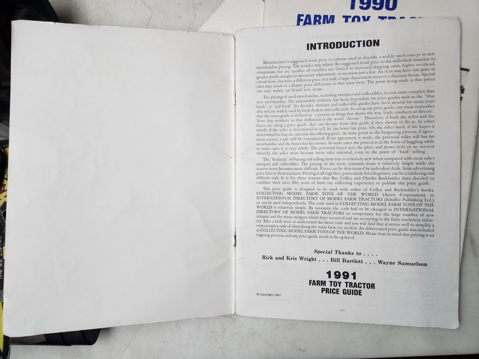 Vintage 1989-1991 Farm Toy Tractor Price Guide Set