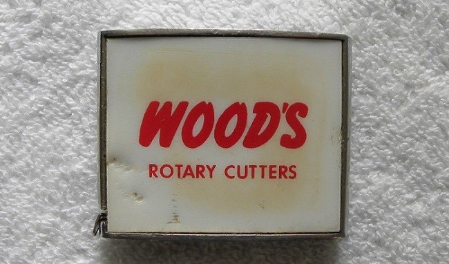 Vintage Wood&rsquo;s Rotary Cutters, Mowers, Advertising Farm Barlow Tape Measure