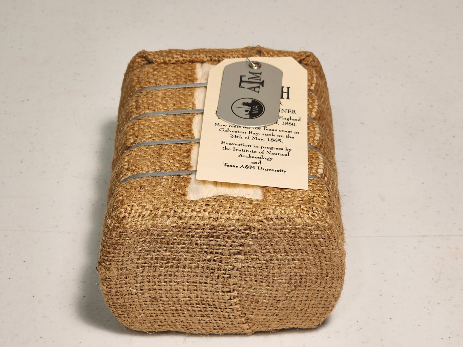 VTG Texas Mini Cotton Bale Souvenir 5&Prime; Nautical Archaeology Program & TEXAS A&M