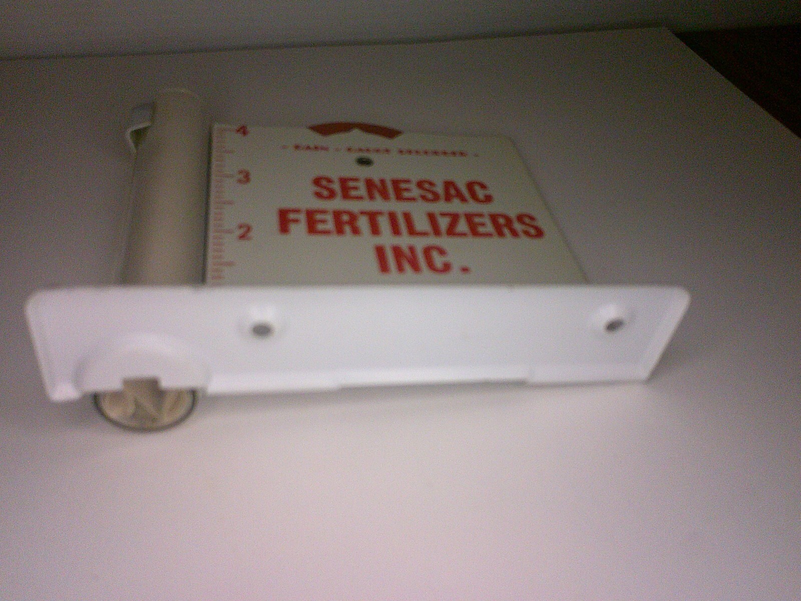 Metal outdoor advertising rain gauge w/ inst. Senesac Inc. Wellington, Ill. Z150