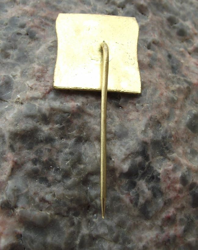 JZD Czech Agricultural Collective Farming Union Strawberry Farm Pin Badge