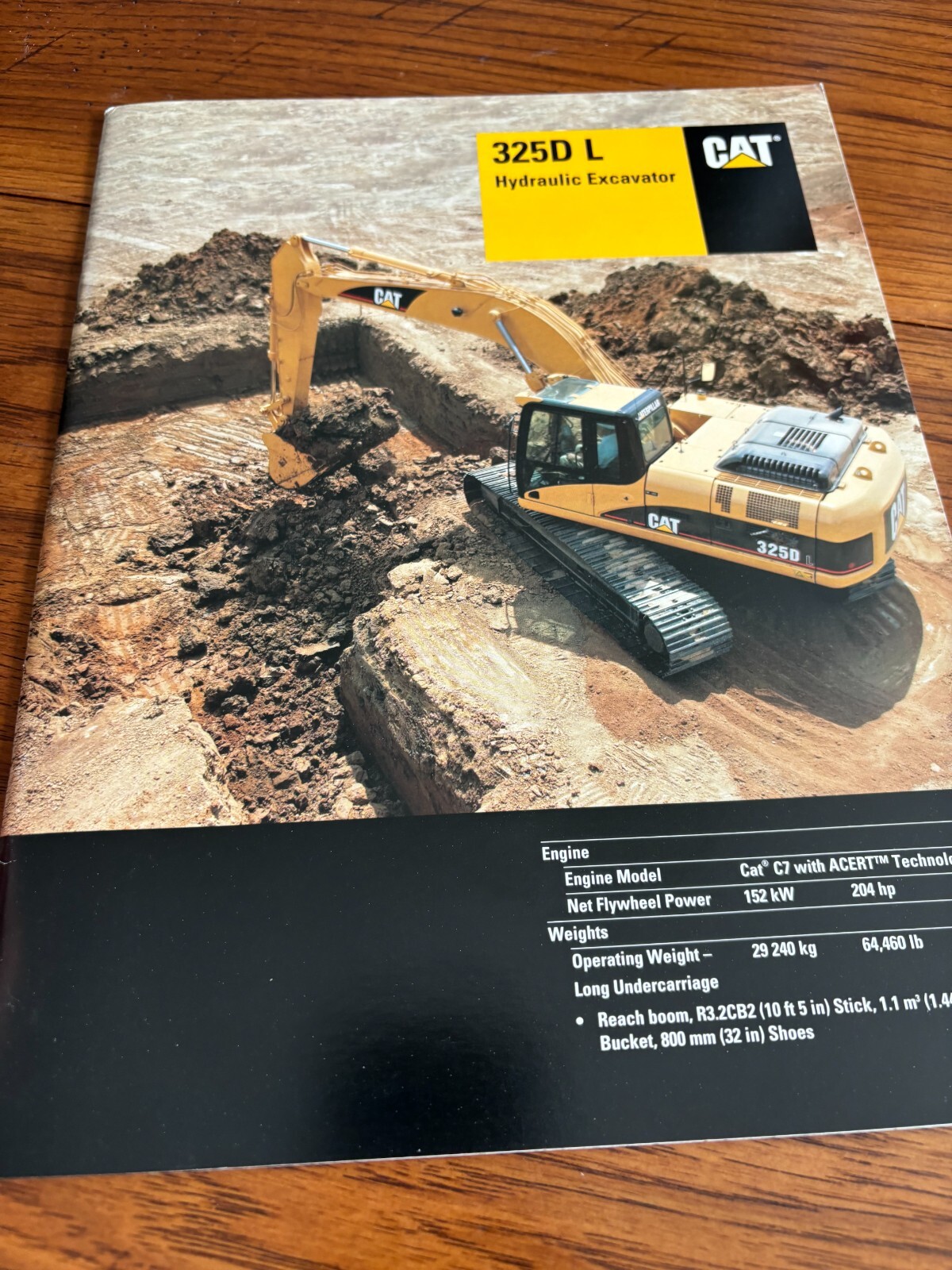 Caterpillar CAT 325D L Excavator Brochure FCCA24