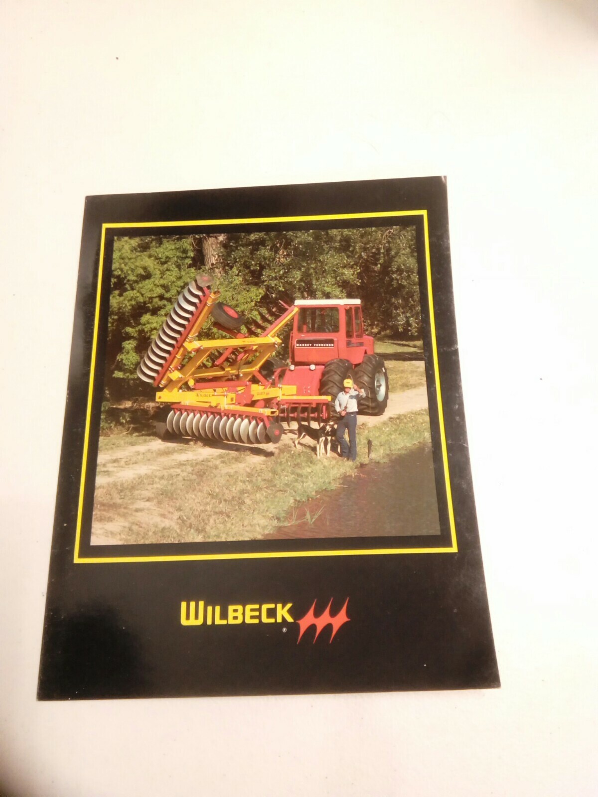 1970 WILBECK EQUIP FOLD UP OFFSET 1800 FARM TRACTOR WHEELED DISCS SALES BROCHURE