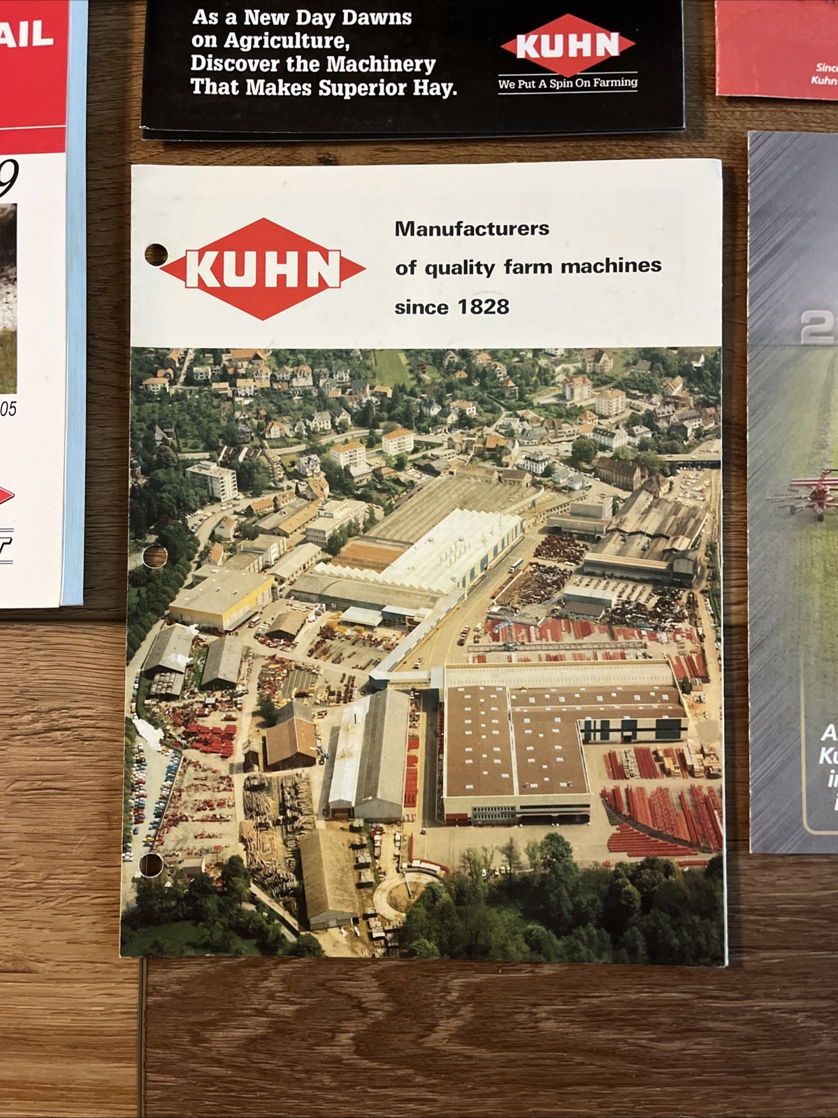 2005 KUHN Knight Farming Retail Price List USA Farming Brochures