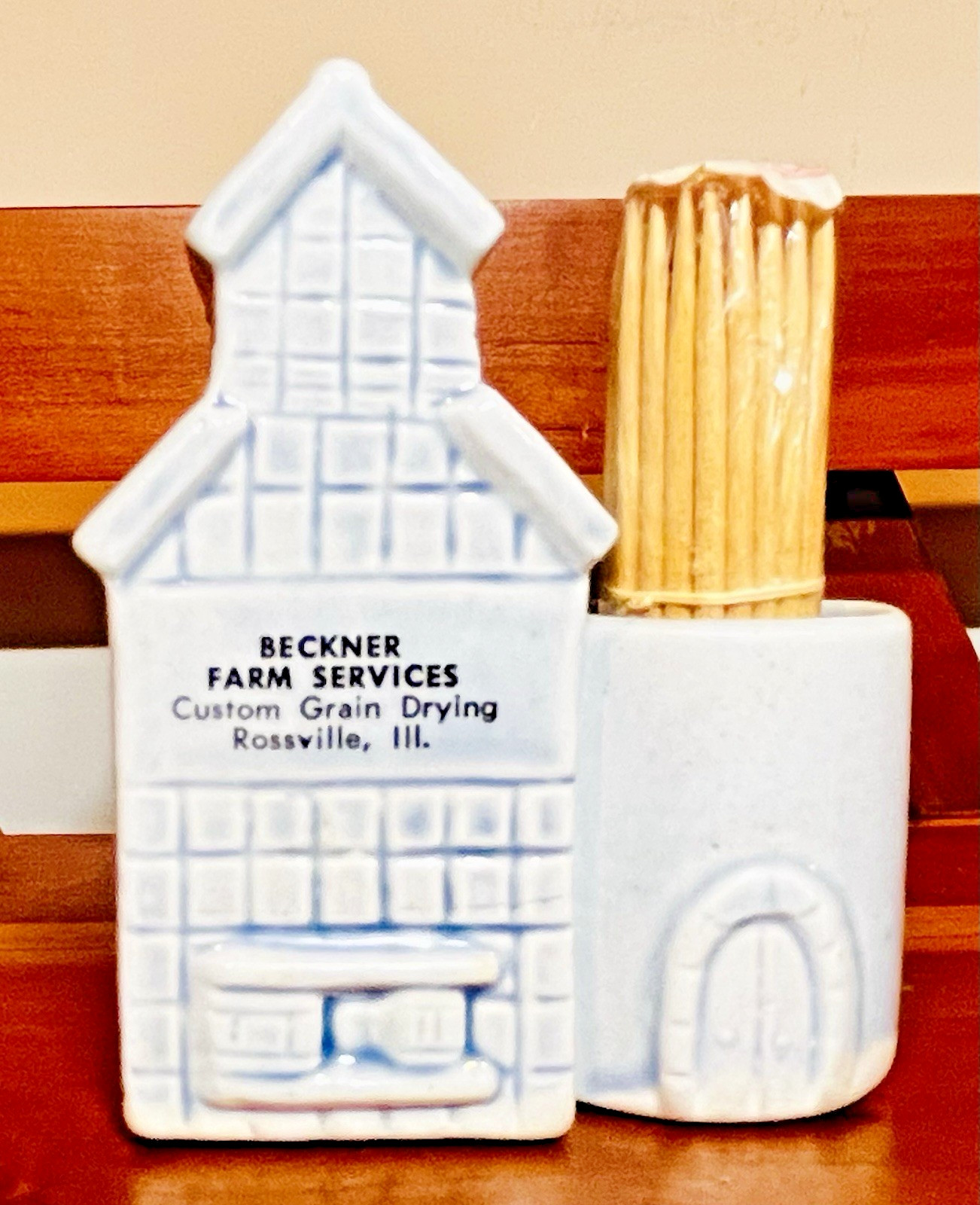 Vintage Beckner FARM Services ROSSVILLE, IL Toothpick Holder