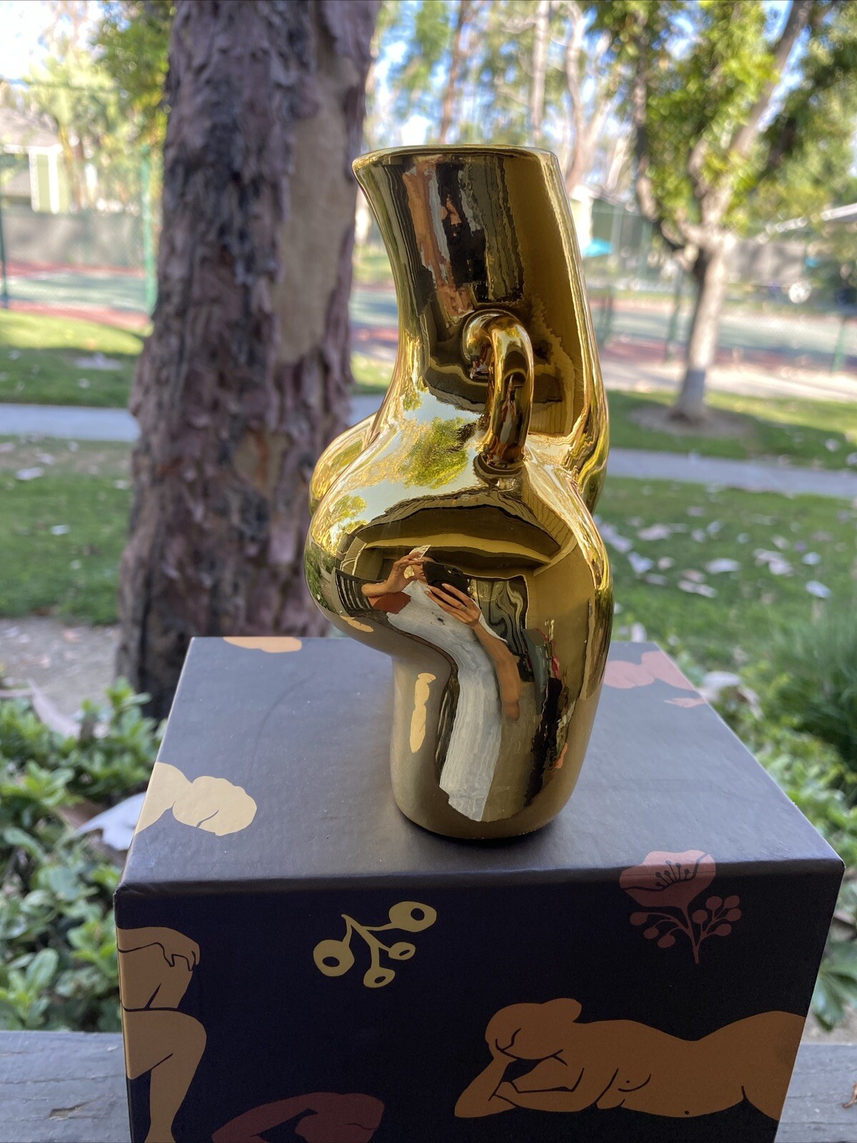 NEW ONYX HAUS BODY VASE FEMALE FORM GOLD