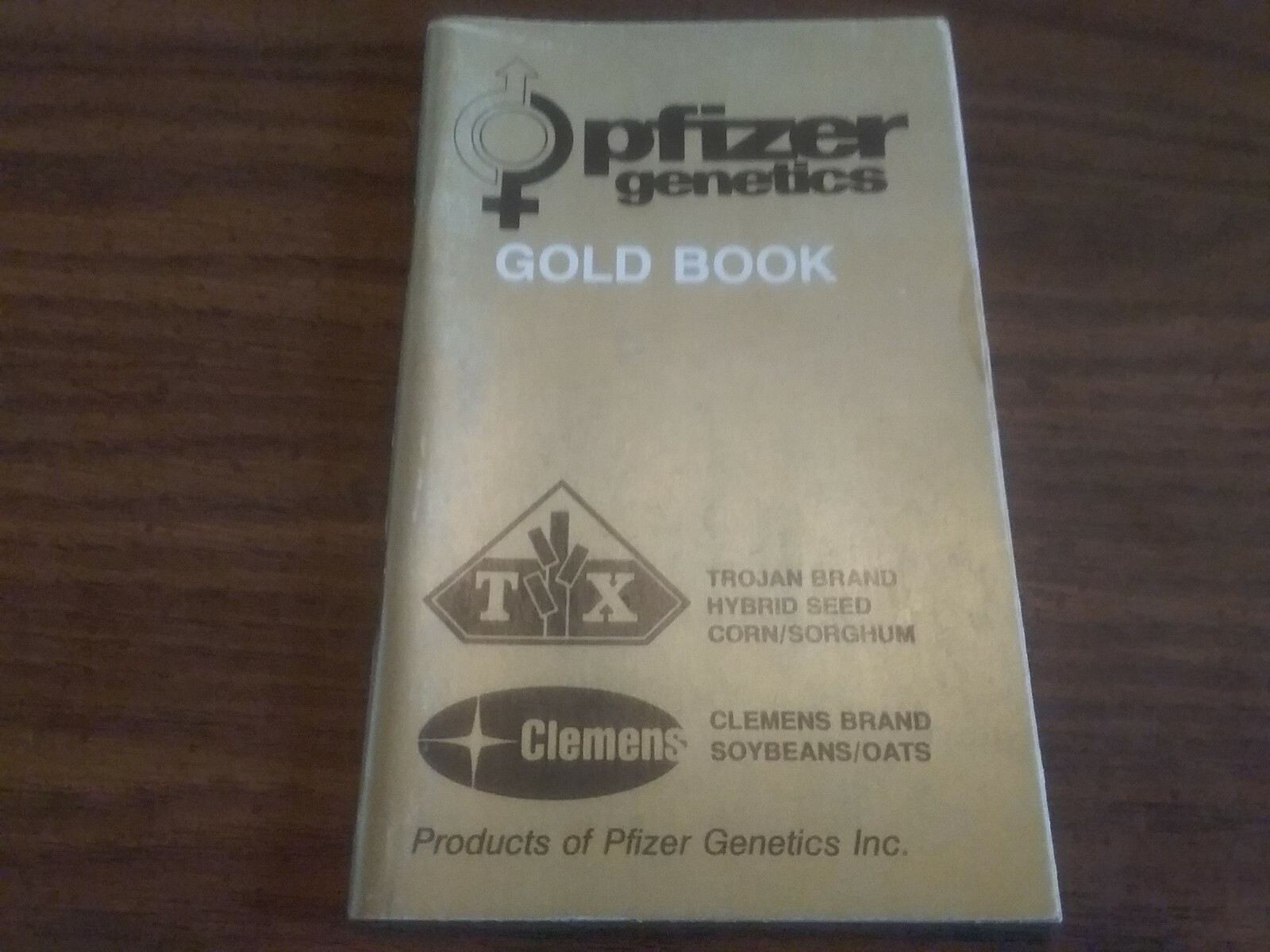 Vintage 1976 Pfizer Genetics Gold Book Seed Guide Note Book Pocket Ledger UNUSED