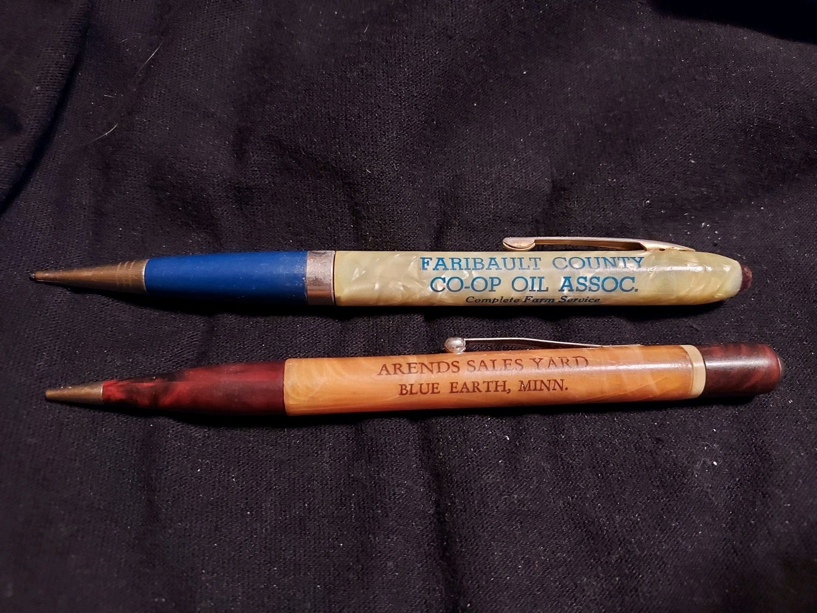 2 Advertising Pencils Arends Faribault County Co-Op Blue Earth Frost Minnesota