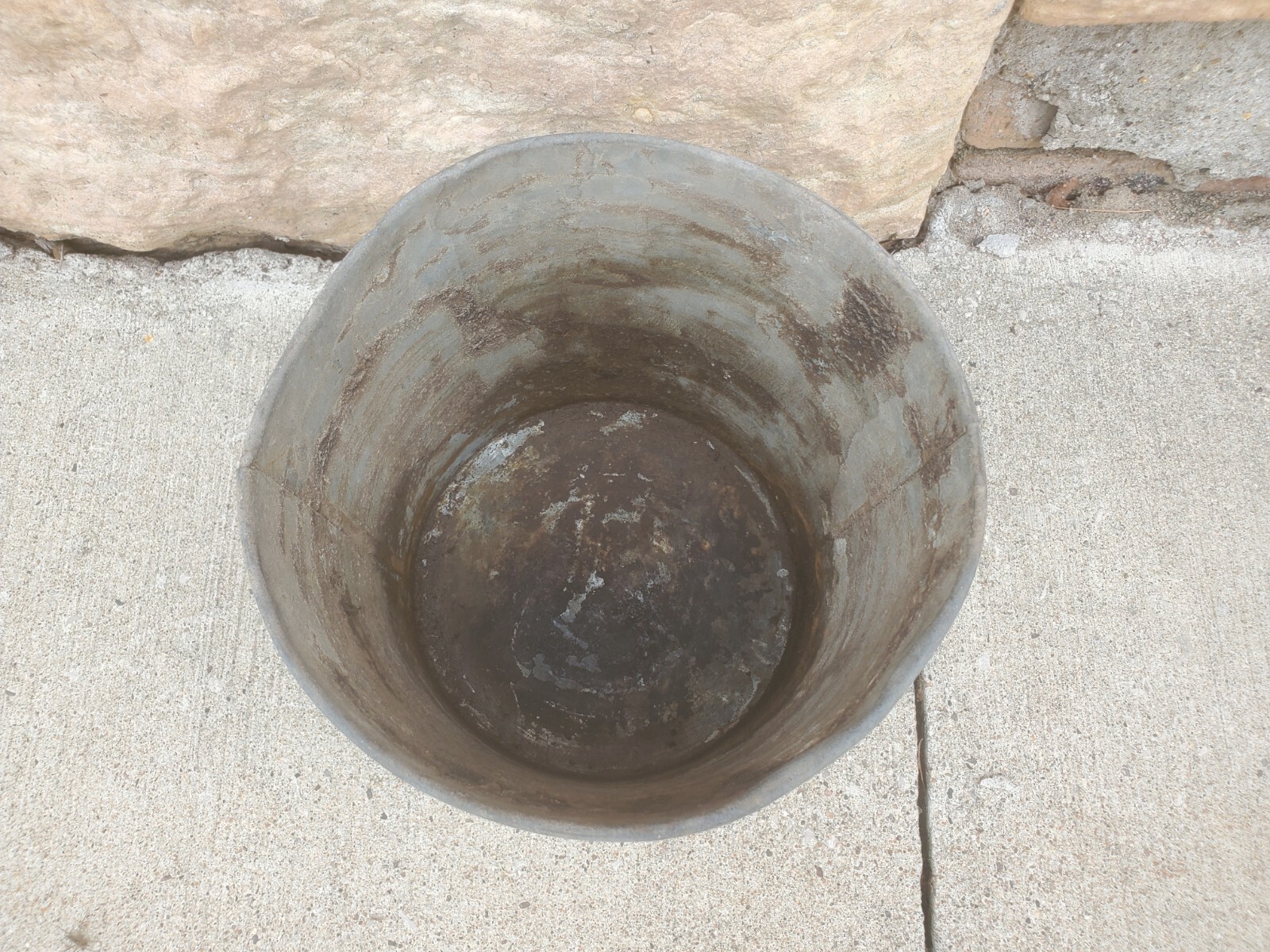 7&Prime; Small Galvanized Metal Bucket Co-op Grease XL Pressure Axle Farm Cooperative