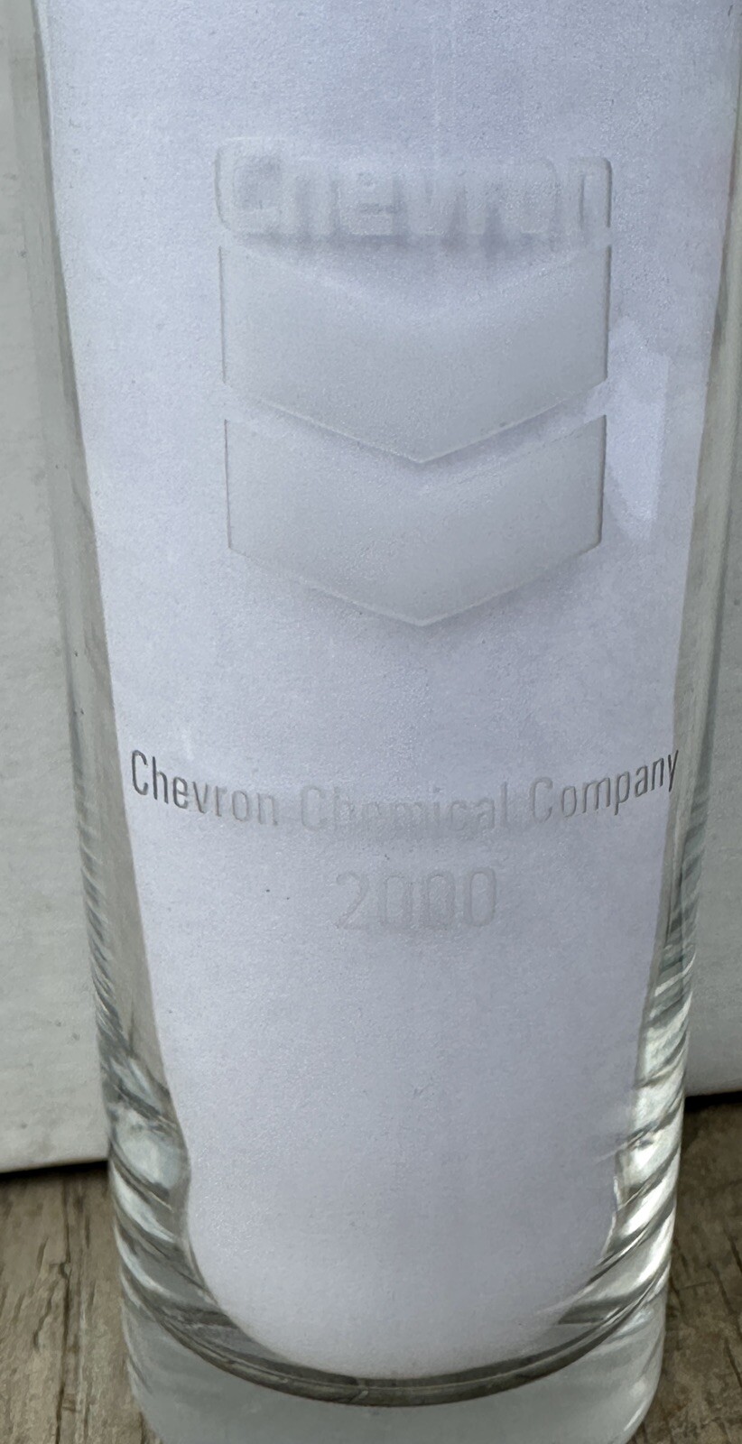 Set Of 4 VINTAGE CHEVRON CHEMICAL COMPANY 2000 Etched Drinking Clear Glasses