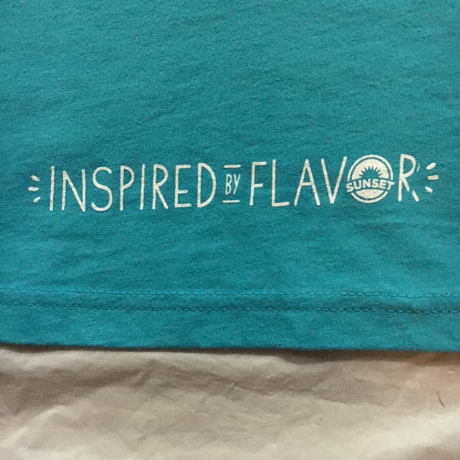 two sided SUNSET ALOHA t-shirt – GREENHOUSE PRODUCE flavor paradise – NEW – (L)